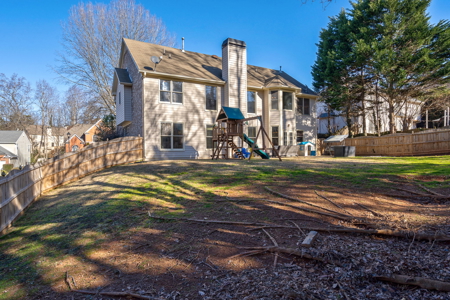 Spacious 5-Bedroom Retreat. Luxury, Comfort, and Convenience. - image 33