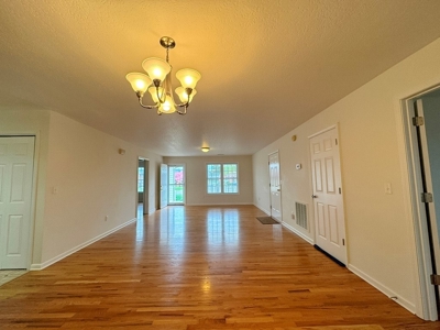 In Town Home For Sale In Wytheville VA - image 5