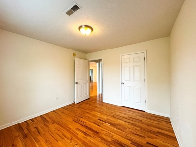 In Town Home For Sale In Wytheville VA - image 24