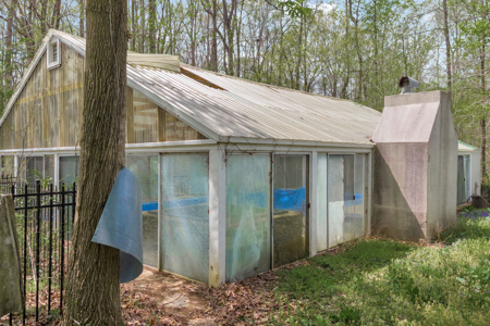 30-Acre Multi-Use Property w/ Homes & Warehouse - image 3