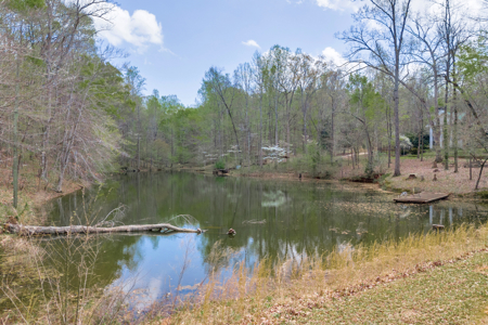 30-Acre Multi-Use Property w/ Homes & Warehouse - image 11