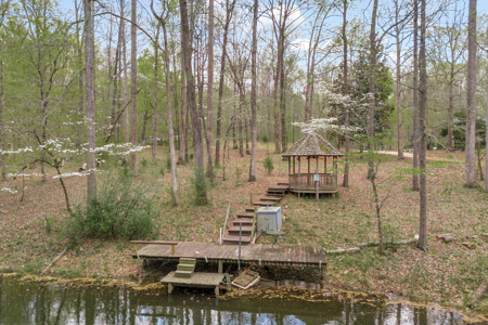 30-Acre Multi-Use Property w/ Homes & Warehouse - image 14