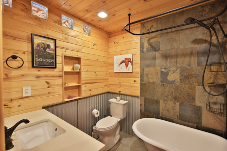 Home, Shop, Acreage with Ponds For Sale on Western Slope Colorado - image 3