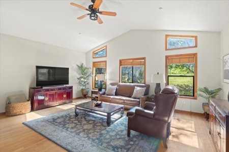 Capay Valley Luxury Estate | 42.69 Acres with Homes, Water Rights - image 14