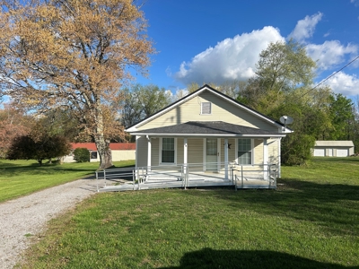 2 Bedroom 1.5 Bath Home - Garage - Russell Springs, Ky. - image 1