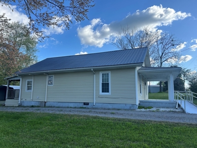 2 Bedroom 1.5 Bath Home - Garage - Russell Springs, Ky. - image 4