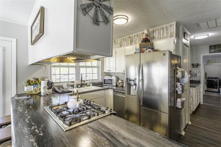 Lakeview Home For Sale in Cherokee Village, Arkansas - image 12
