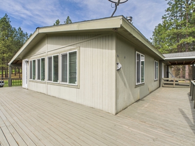 Country Home and Land for Sale Just Outside of Orofino, Idaho - image 16