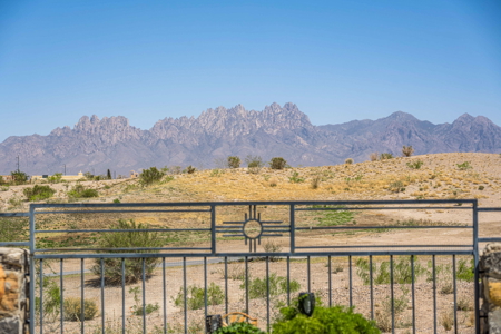 Golf Property with Panoramic Views in Las Cruces, New Mexico - image 37