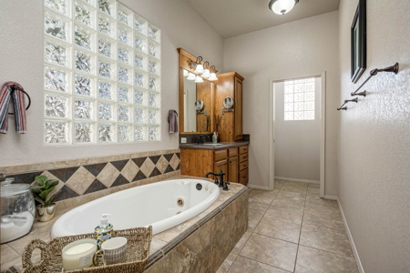 Golf Property with Panoramic Views in Las Cruces, New Mexico - image 26