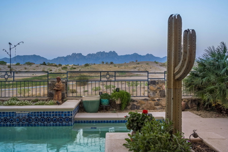 Golf Property with Panoramic Views in Las Cruces, New Mexico - image 2