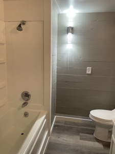 Recently Remodeled Home in Monticello, Kentucky - image 23