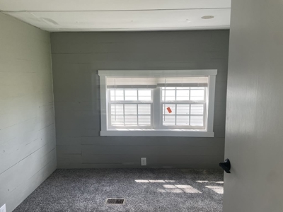 Recently Remodeled Home in Monticello, Kentucky - image 37