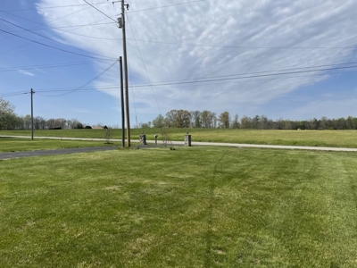 Recently Remodeled Home in Monticello, Kentucky - image 3