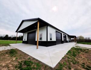 Home & Acreage for Sale near Bolivar, MO - image 2