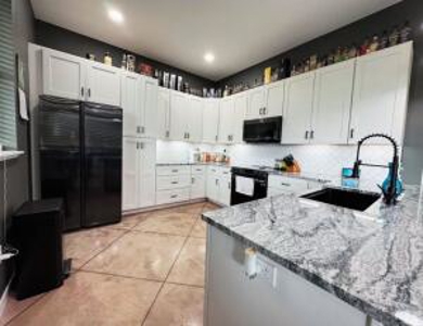 Home & Acreage for Sale near Bolivar, MO - image 4