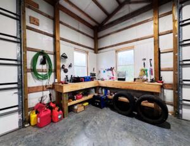 Home & Acreage for Sale near Bolivar, MO - image 13