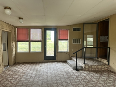 Country Home- Latimer County Oklahoma- Wilburton, OK - image 19