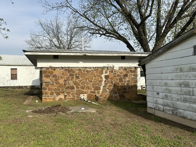 Country Home- Latimer County Oklahoma- Wilburton, OK - image 48