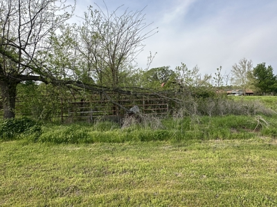 Country Home- Latimer County Oklahoma- Wilburton, OK - image 13