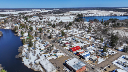 ONLINE AUCTION - Scandinavia, WI - image 3