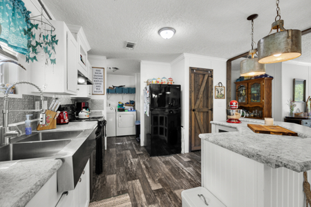 Waterfront Home for Sale in Branford FL! - image 4