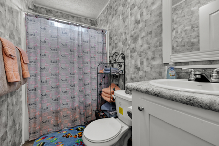 Waterfront Home for Sale in Branford FL! - image 17