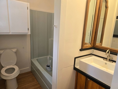 Home with Guesthouse for Sale in Fort Townson, Oklahoma - image 19