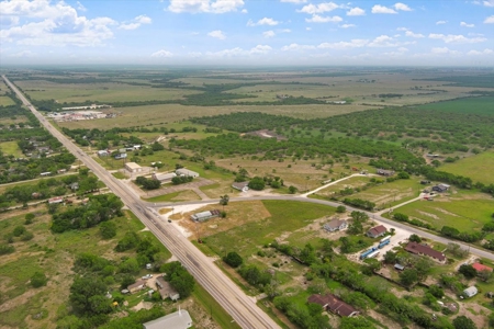 Versatile Commercial/Investment Property – Prime Location!! - image 23