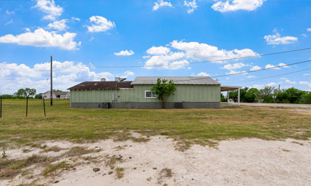 Versatile Commercial/Investment Property – Prime Location!! - image 4