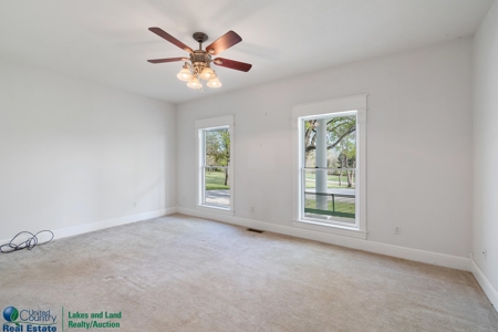 Country Home in Albany, Kentucky - image 38