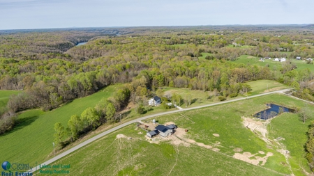 Country Home in Albany, Kentucky - image 16