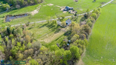 Country Home in Albany, Kentucky - image 21