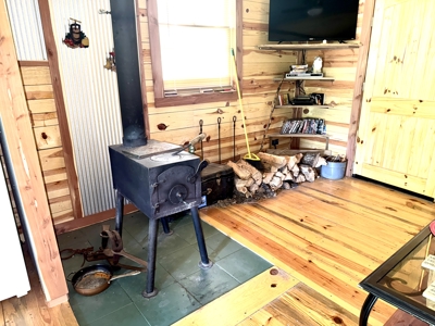 Cabin With Creek Frontage For Sale In North Central Arkansas - image 29