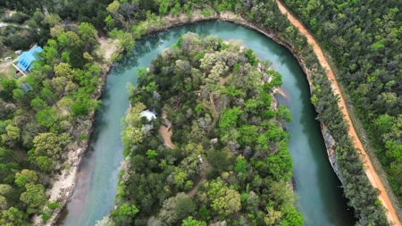 Cabin With Creek Frontage For Sale In North Central Arkansas - image 6