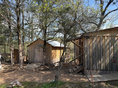 Cabin With Creek Frontage For Sale In North Central Arkansas - image 10