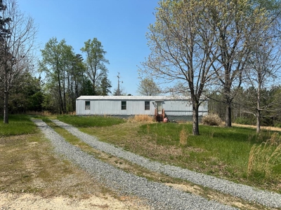 The Hideaway at Willow Bottom – Your Off-Grid Retreat Awaits, VA - image 36