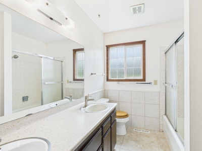 Charming and Spacious Home for Sale in Orofino, Idaho - image 8