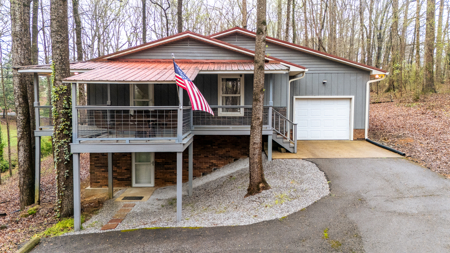 Home for Sale on Private, Wooded Lot in Lawrenceburg, Tennessee - image 15