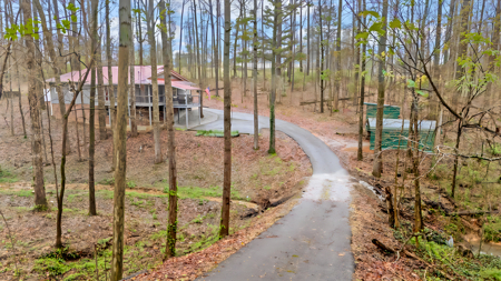 Home for Sale on Private, Wooded Lot in Lawrenceburg, Tennessee - image 35