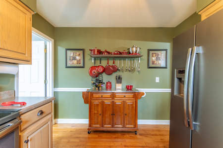 Home for Sale on Private, Wooded Lot in Lawrenceburg, Tennessee - image 10