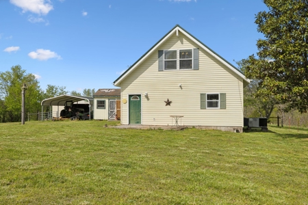 Country Home for Sale in Lewis County, Tennessee - image 2