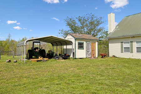 Country Home for Sale in Lewis County, Tennessee - image 5