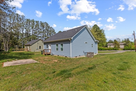 Country Home for Sale in Lewis County, Tennessee - image 27