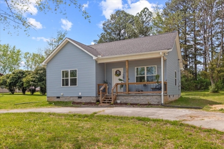 Country Home for Sale in Lewis County, Tennessee - image 1