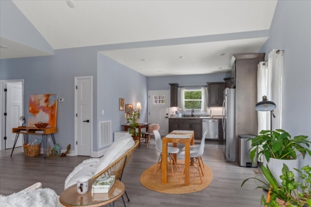 Country Home for Sale in Lewis County, Tennessee - image 11