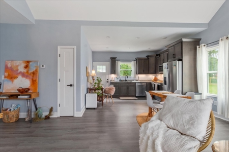 Country Home for Sale in Lewis County, Tennessee - image 6