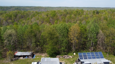 Country Home for Sale in Perry County, Tennessee - image 9