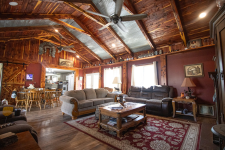 Home for Sale Henry County Missouri - image 2