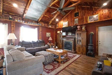 Home for Sale Henry County Missouri - image 3